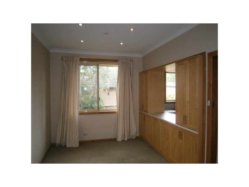 Peakhurst Heights NSW 2210