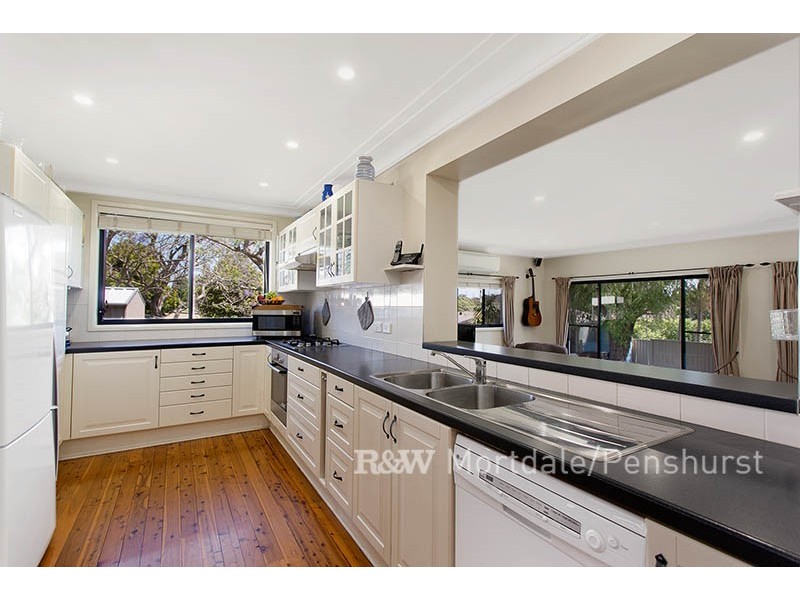 5A Clarke Street, Peakhurst NSW 2210