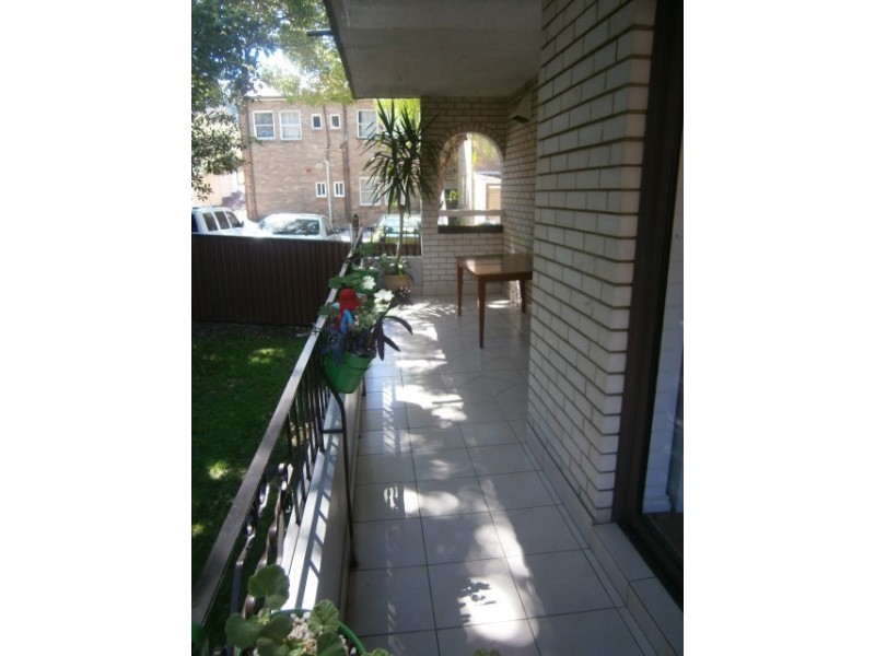 2/1 Rossi Street, South Hurstville NSW 2221