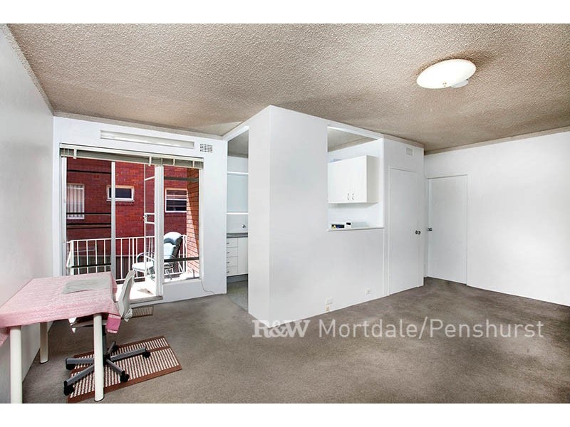1/79 Queens Road, Hurstville NSW 2220