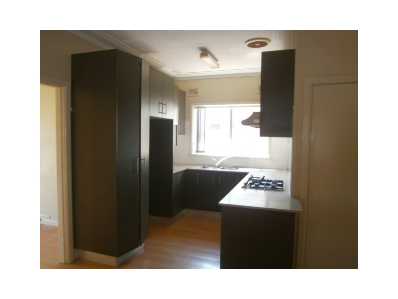 10 Salisbury St, Riverwood NSW 2210