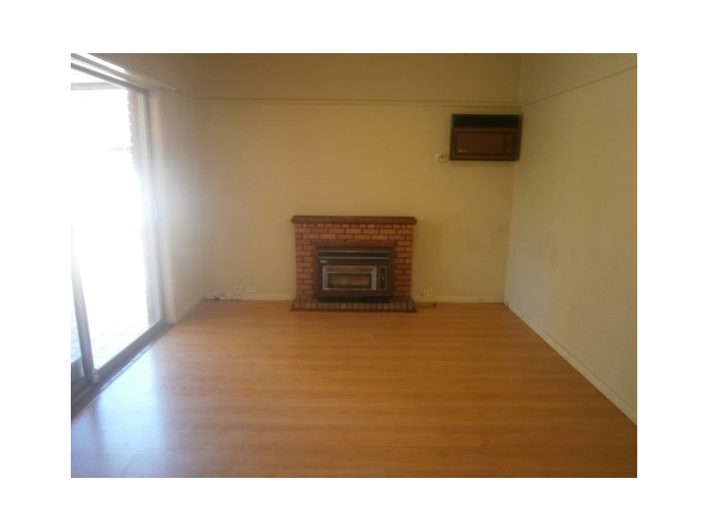 10 Salisbury St, Riverwood NSW 2210