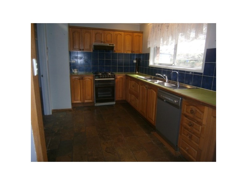 19 Pamela Avenue, Peakhurst Heights NSW 2210