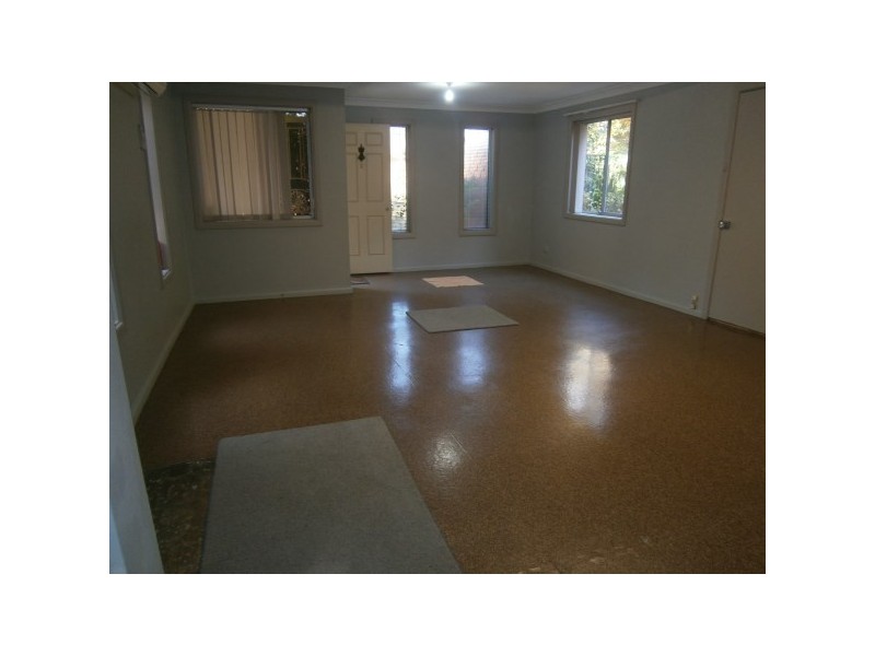 19 Pamela Avenue, Peakhurst Heights NSW 2210