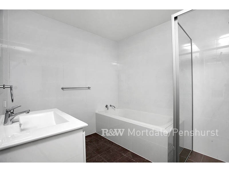 66-68 Lawrence Street, Peakhurst NSW 2210