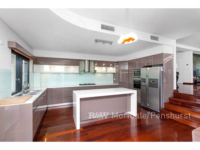 79 Woodlands Avenue, Lugarno NSW 2210