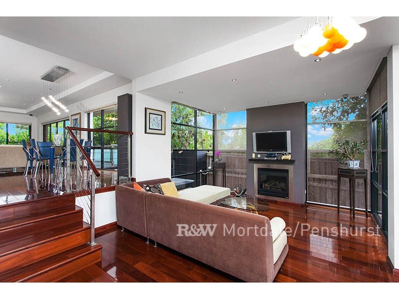 79 Woodlands Avenue, Lugarno NSW 2210