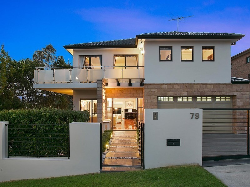 79 Woodlands Avenue, Lugarno NSW 2210