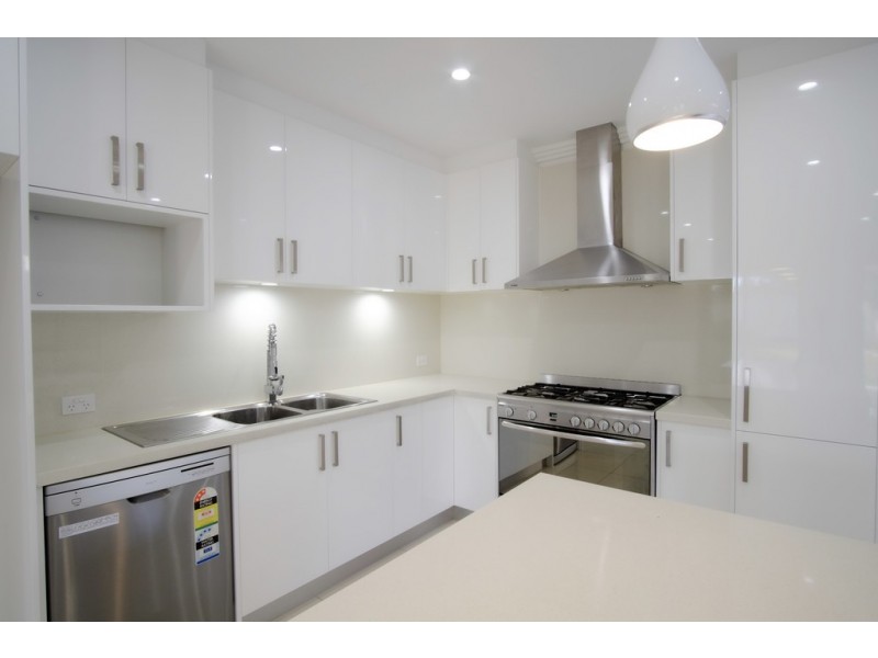 11A Gover Street, Peakhurst NSW 2210