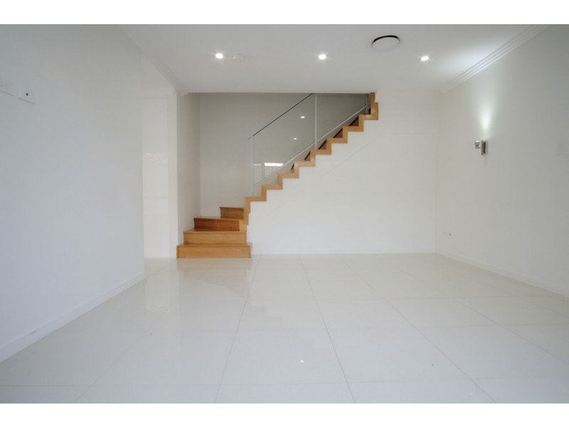 11A Gover Street, Peakhurst NSW 2210