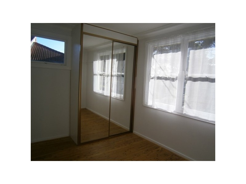 61 Lawrence Street, Peakhurst NSW 2210