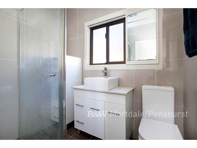 16 Bonds Road, Roselands NSW 2196