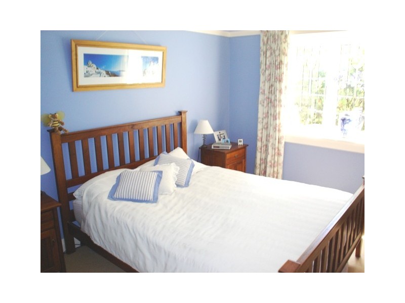 17 Kempbridge Avenue, Seaforth NSW 2092