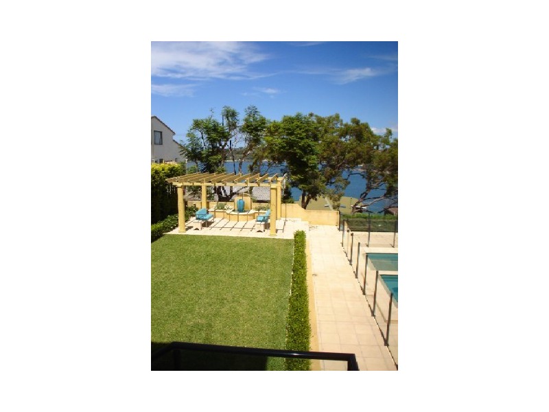 13 Moore Street, Clontarf NSW 2093
