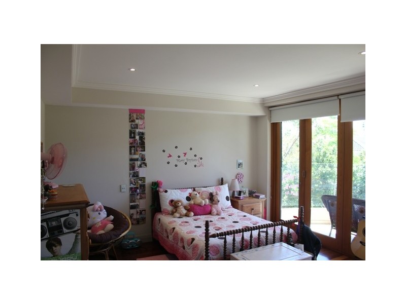 8a Harvey St, Seaforth NSW 2092