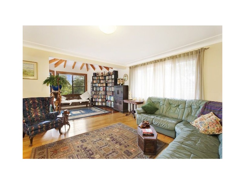 16 Baringa Avenue, Seaforth NSW 2092