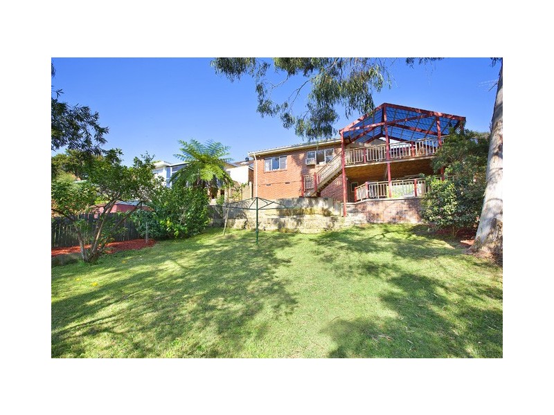 8 Phillip Avenue, Seaforth NSW 2092