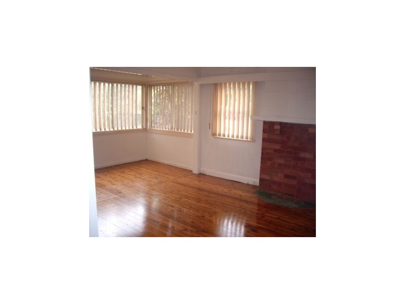 65 McIntosh Rd, Narraweena NSW 2099