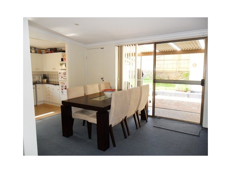 8 Paxton Road, Frenchs Forest NSW 2086