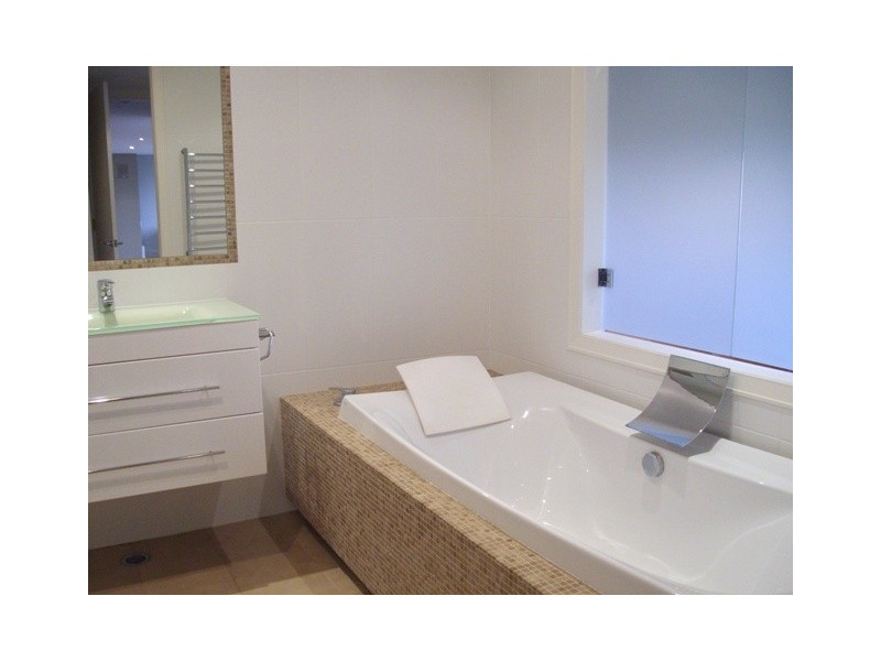 11 Towradgi Street, Narraweena NSW 2099