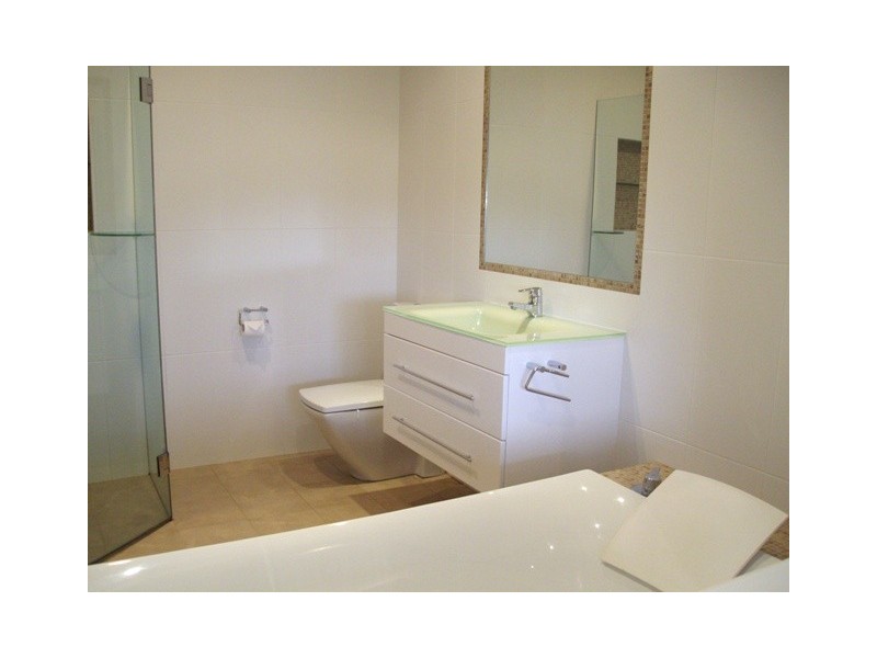 11 Towradgi Street, Narraweena NSW 2099