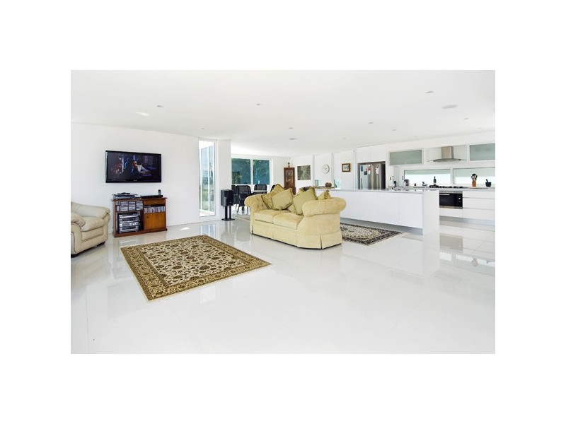 2 Old Sydney Road, Seaforth NSW 2092