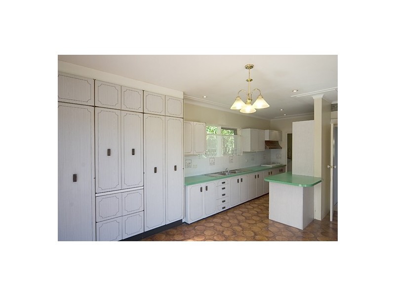 2 Monash Crescent, Clontarf NSW 2093