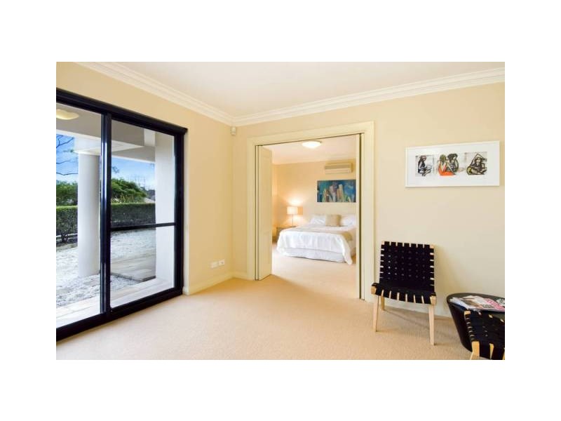 10 Kanangra Crescent, Clontarf NSW 2093