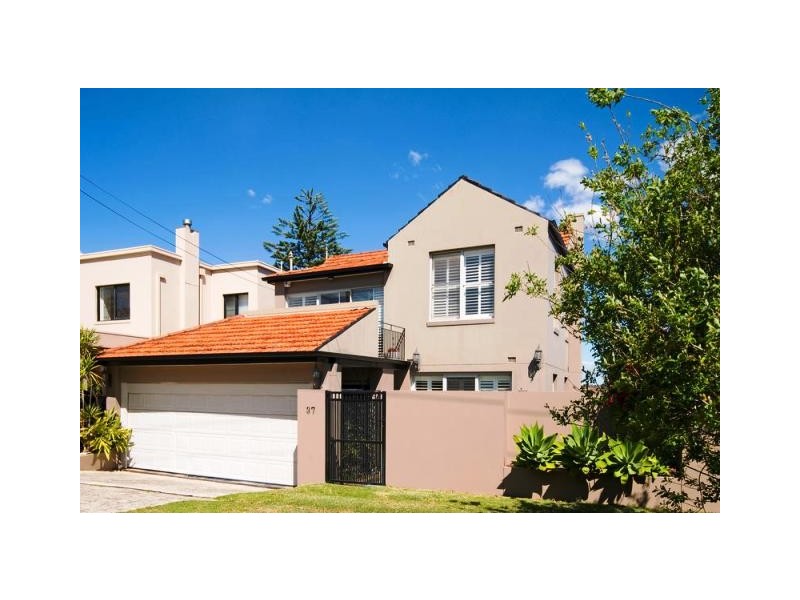37 Edgecliffe Esplanade, Seaforth NSW 2092