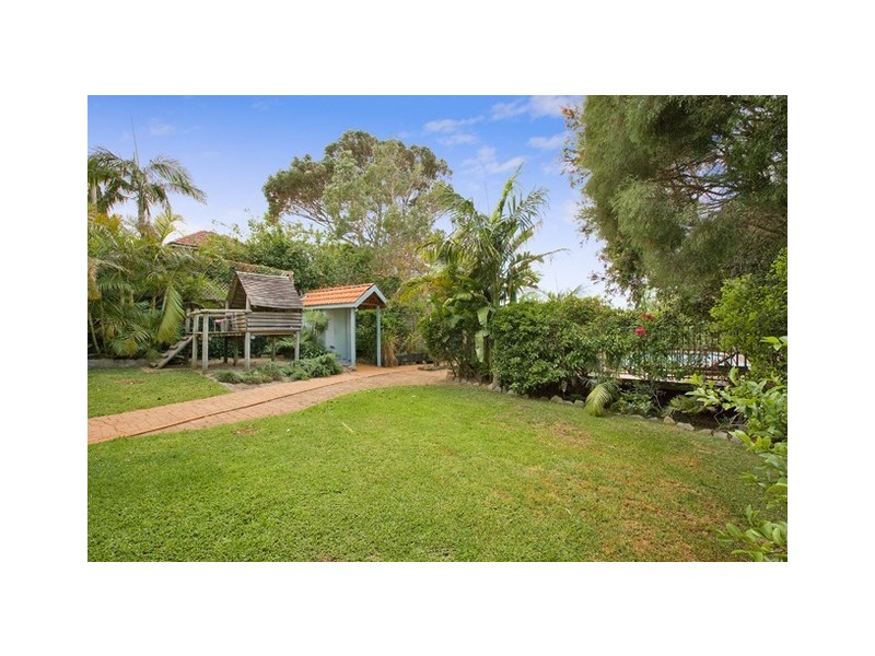 12 Panorama Parade, Seaforth NSW 2092