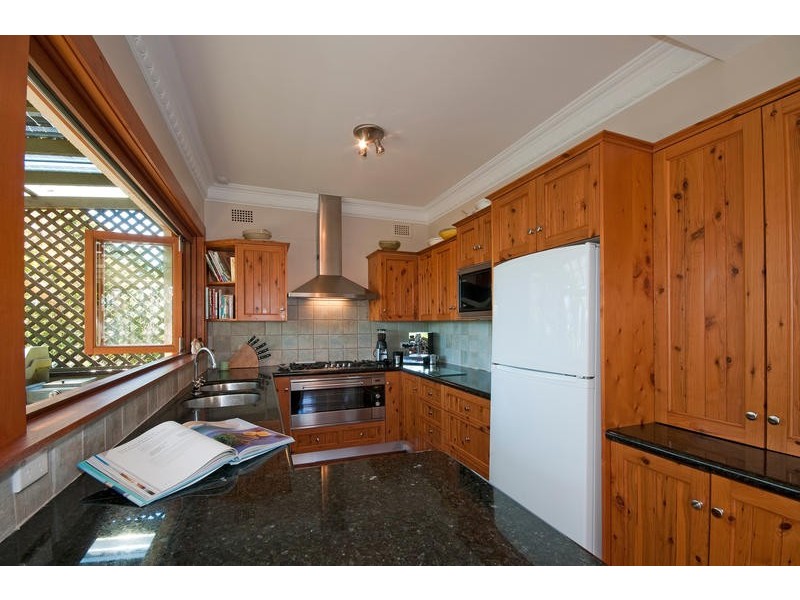 6 Wattle Avenue, Fairlight NSW 2094