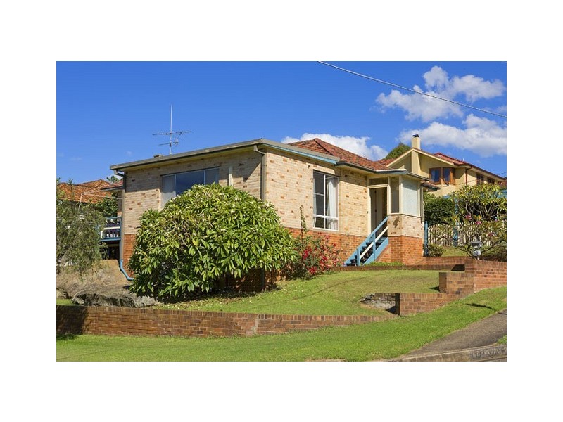 13 Montauban Avenue, Seaforth NSW 2092