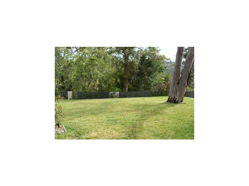 10 Boronia Lane, Seaforth NSW 2092