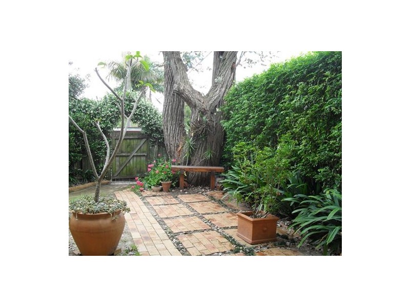 2/252 Sydney Rd, Balgowlah NSW 2093