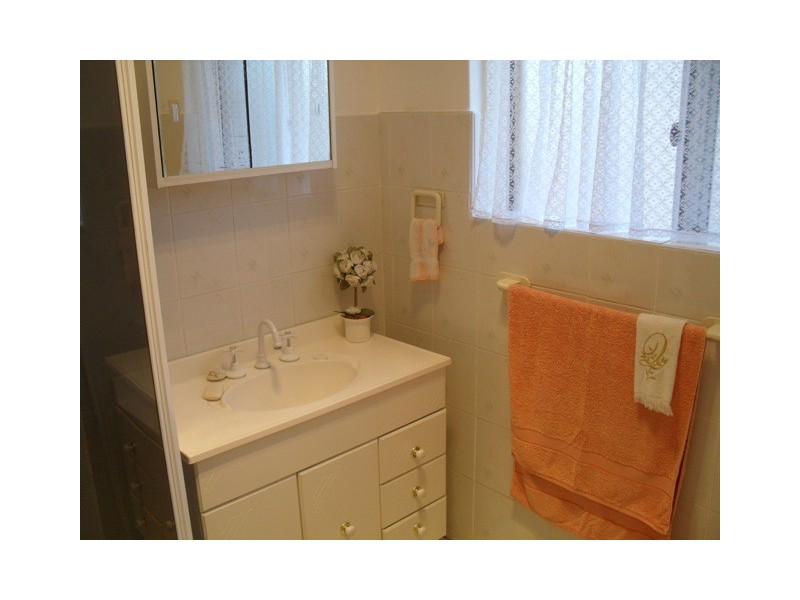 23 Oxford Falls Road, Beacon Hill NSW 2100