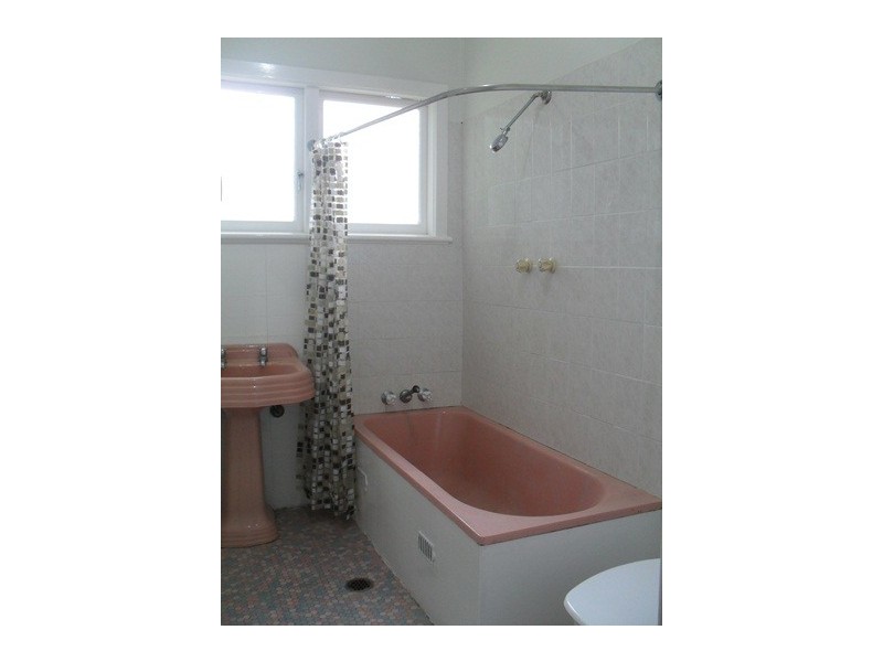 125 McIntosh Road, Narraweena NSW 2099