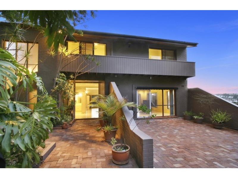 13 Amiens Road, Clontarf NSW 2093