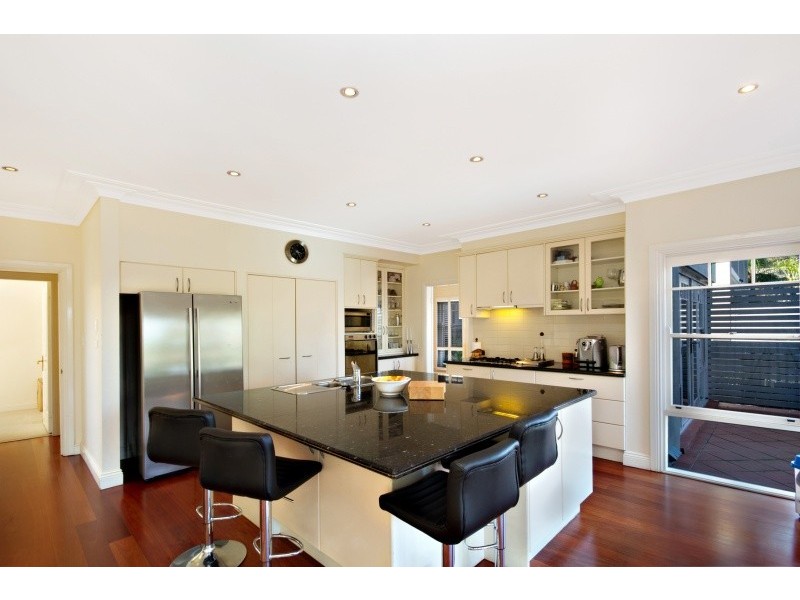 91 Peacock Street, Seaforth NSW 2092