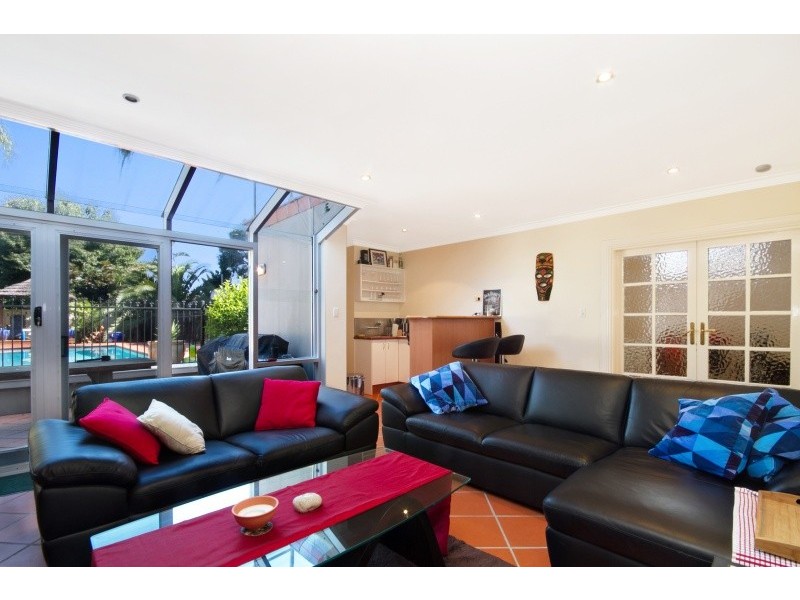 91 Peacock Street, Seaforth NSW 2092