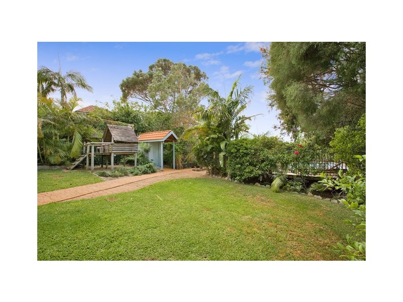12 Panorama Pde, Seaforth NSW 2092