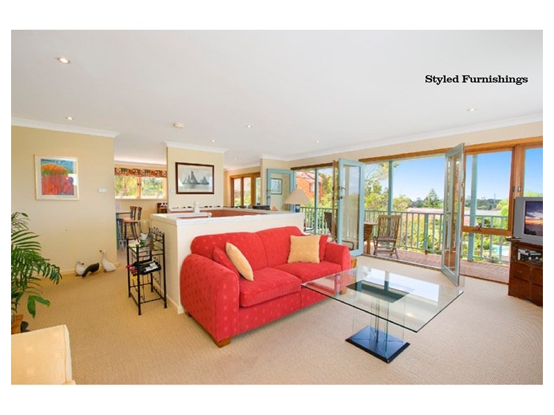 12 Panorama Pde, Seaforth NSW 2092