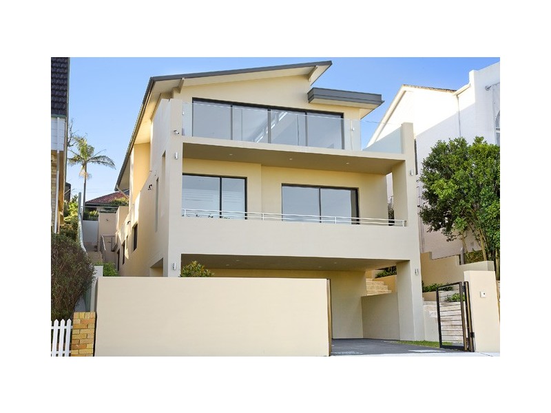 22 Alma Street, Clontarf NSW 2093