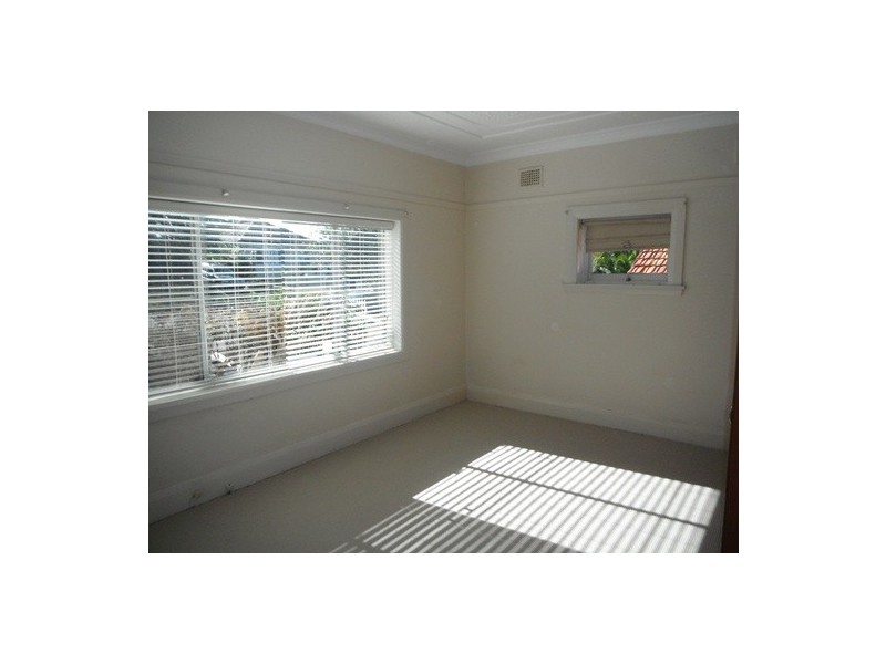 17 Ellery Parade, Seaforth NSW 2092