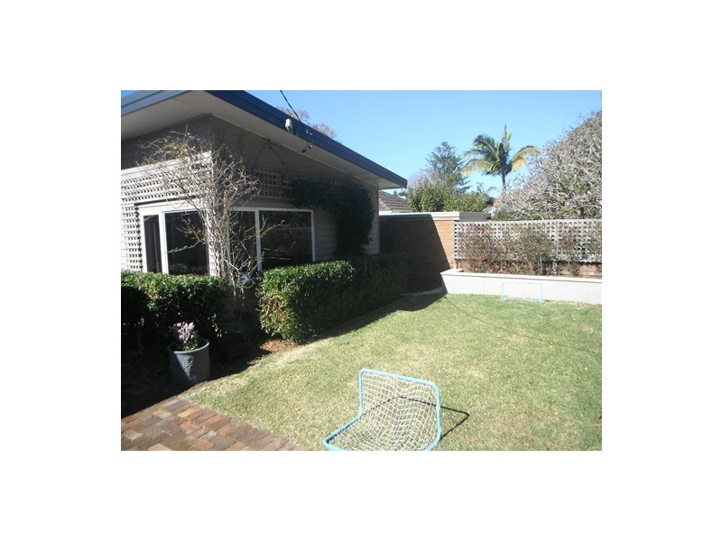 25 Prince Edward Road, Seaforth NSW 2092