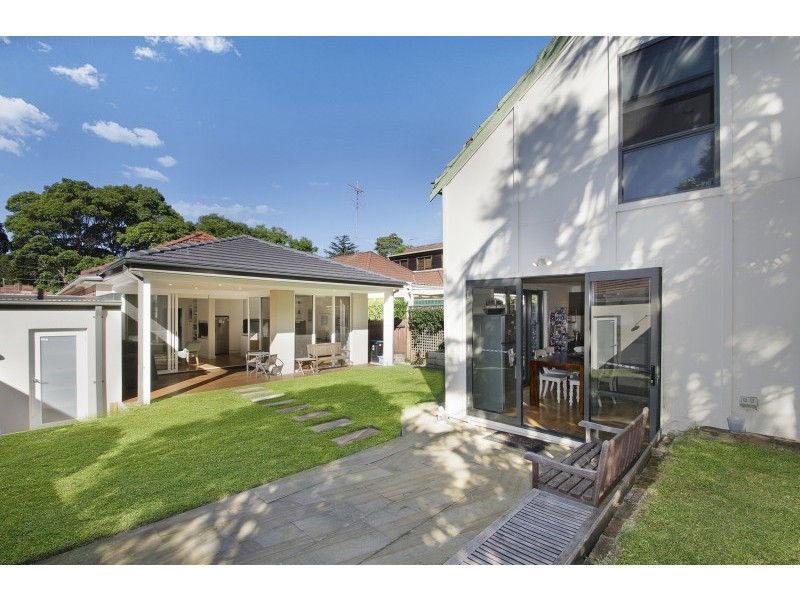 23 Kempbridge Avenue, Seaforth NSW 2092