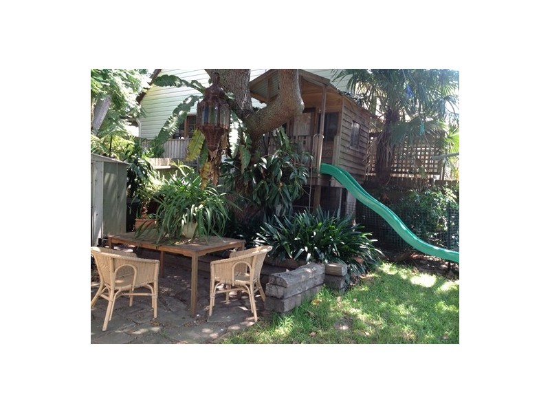 18 Addiscombe Road, Manly Vale NSW 2093