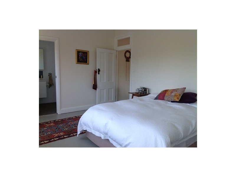 18 Addiscombe Road, Manly Vale NSW 2093