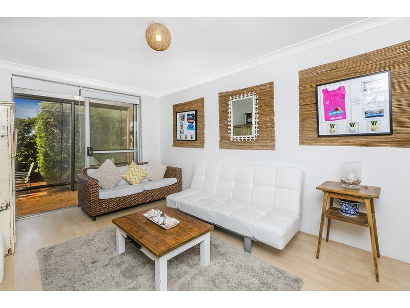 2/117 Crown Road, Queenscliff NSW 2096