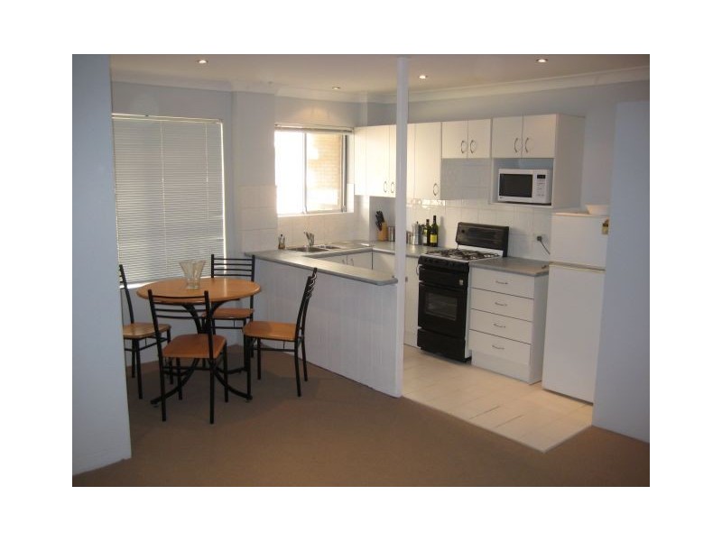 1/5 Francis Street, Dee Why NSW 2099