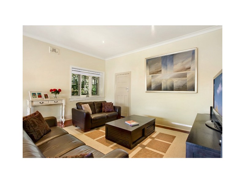 17 Palmerston Place, Seaforth NSW 2092